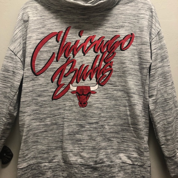 Chicago Bulls Long Sleeve Shirt - Picture 1 of 1